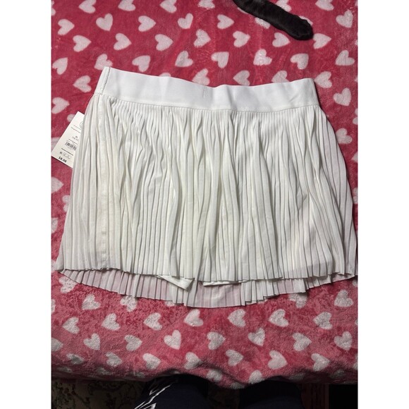 No Boundaries White Tennis Skirt XL NWT Athletic Skort Built In Shorts - Picture 3 of 3